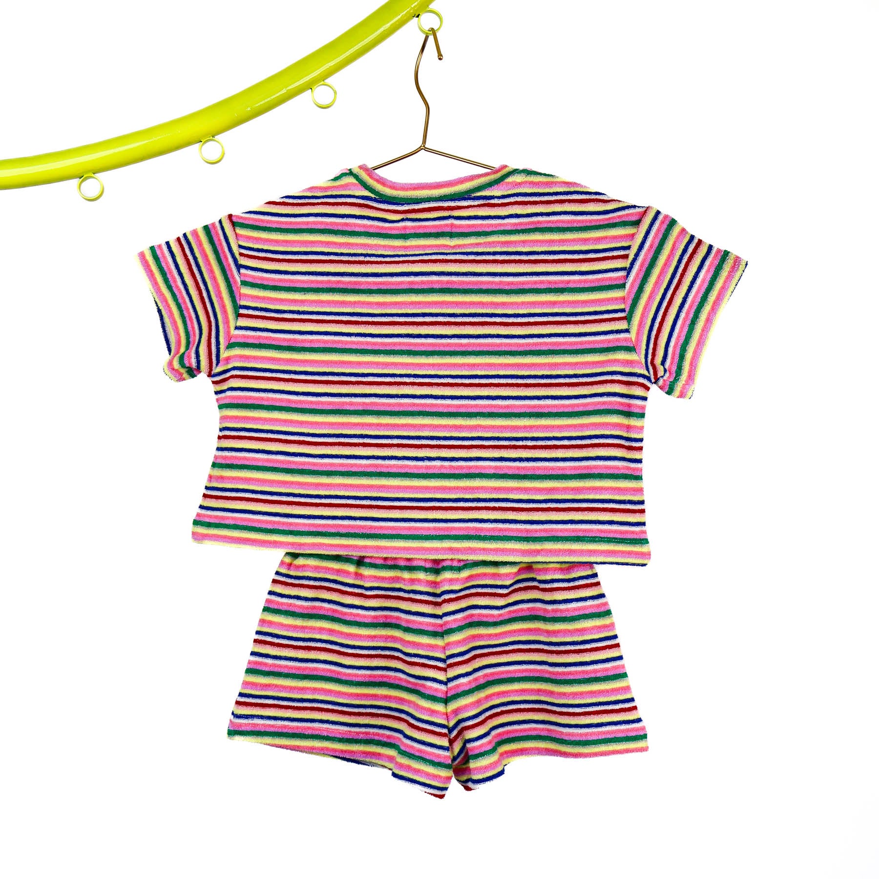 Nostalgic sewn-on patch detail — Rainbow Reef kidswear